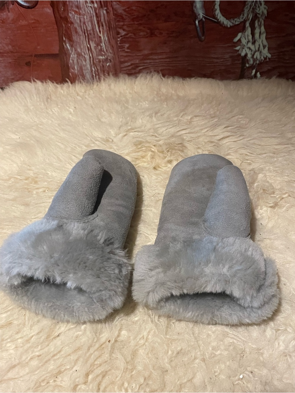 Egli’s gray sheepskin mittens